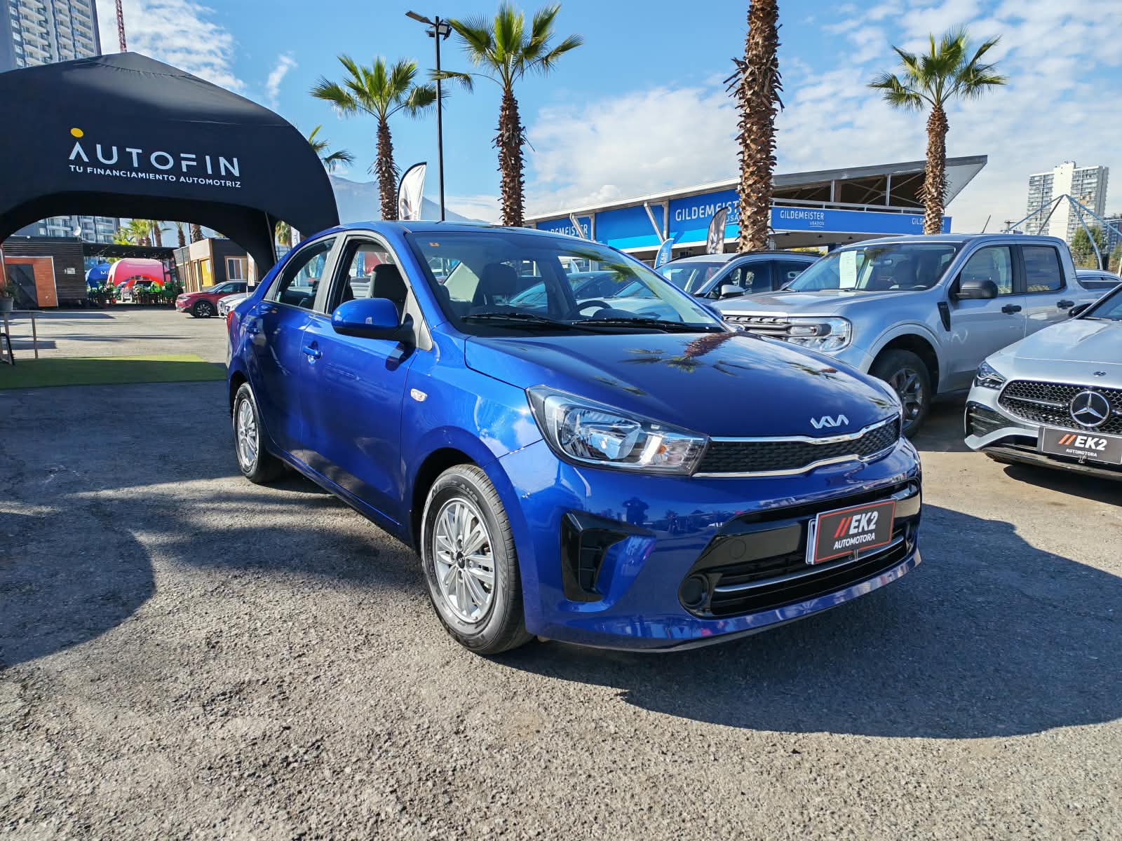 KIA Soluto — foto 11 de 28