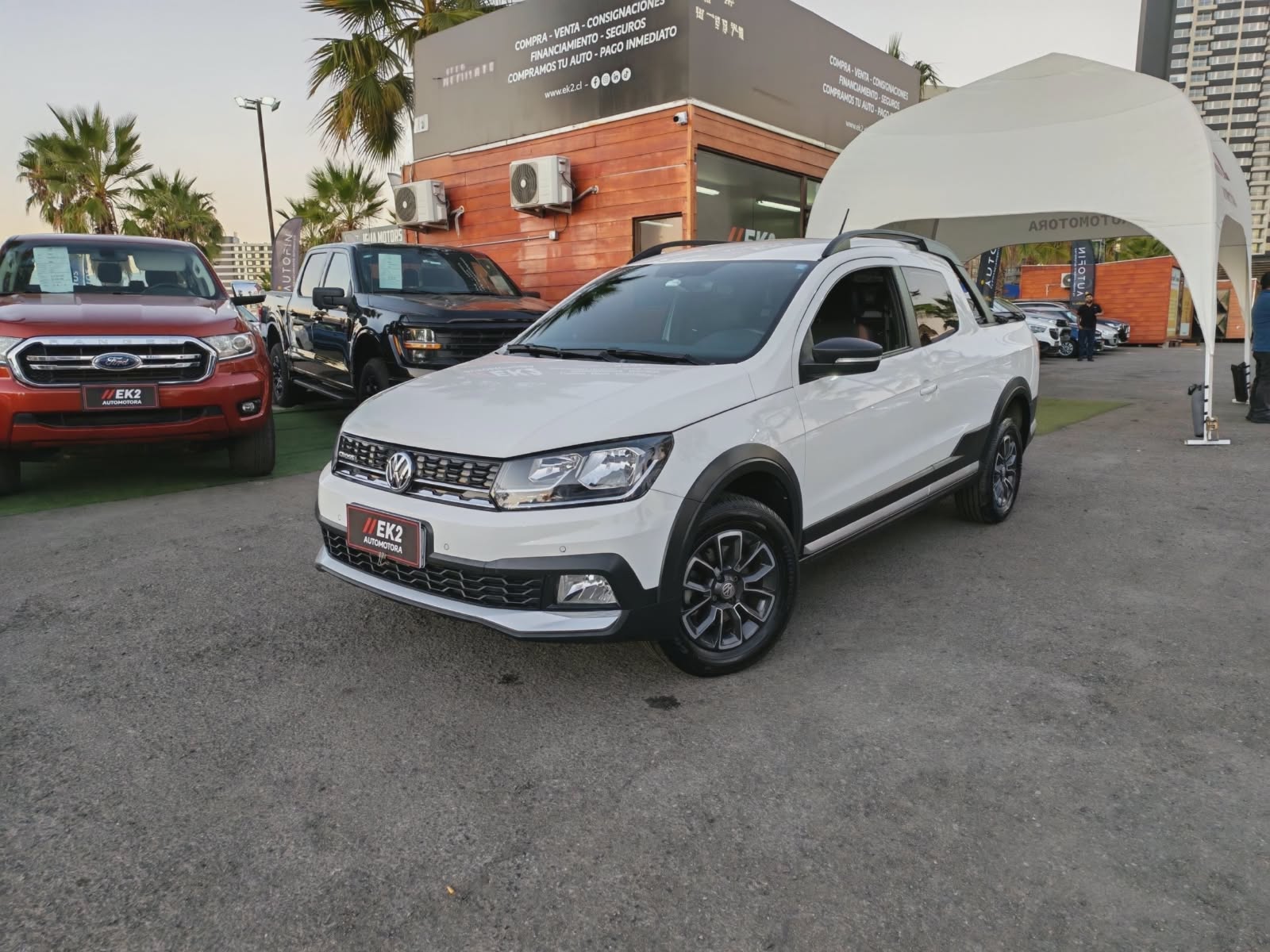 VOLKSWAGEN SAVEIRO CROSS 4X2 DOBLE CABINA