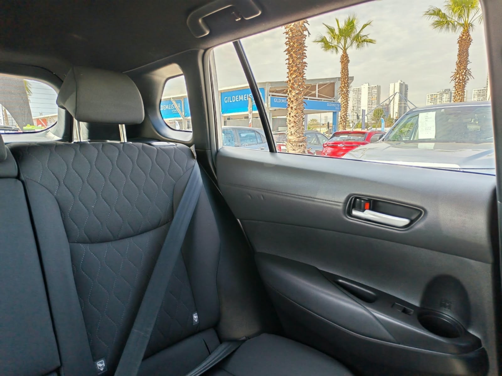 Toyota Corolla — foto 15 de 22