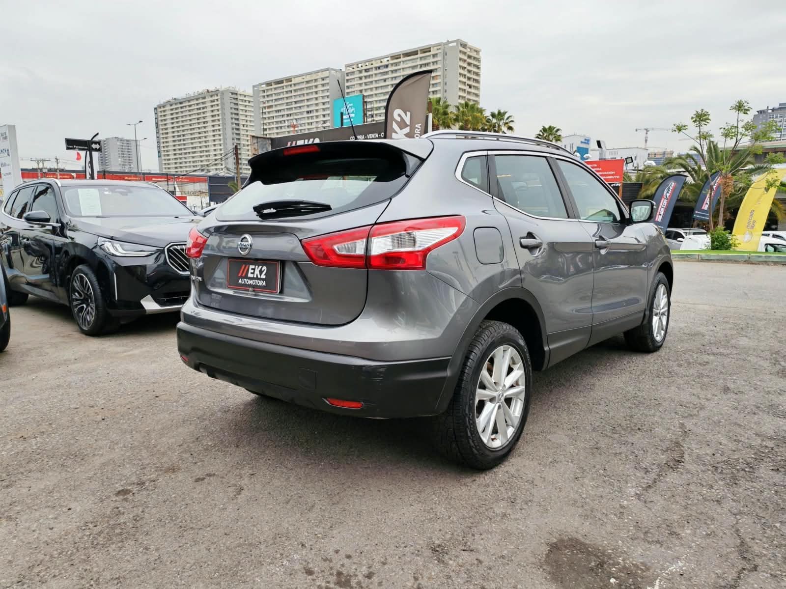 Nissan Qashqai — foto 6 de 14