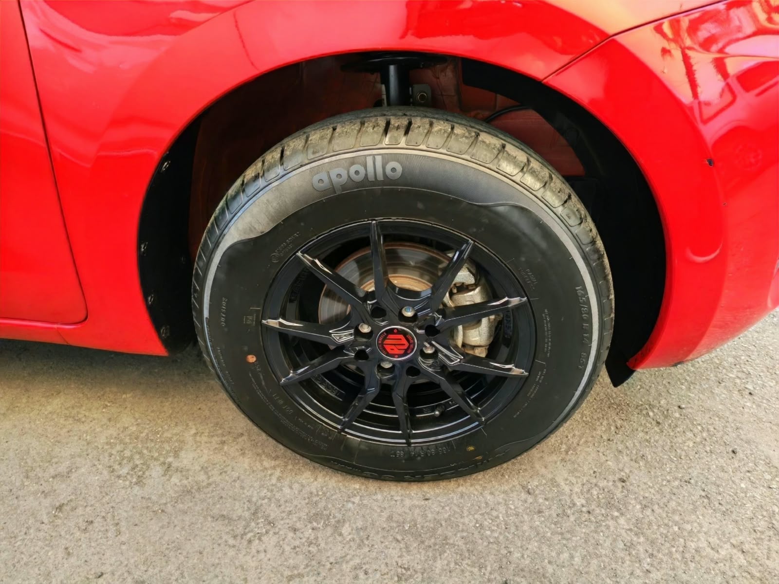 Suzuki Swift — foto 21 de 21