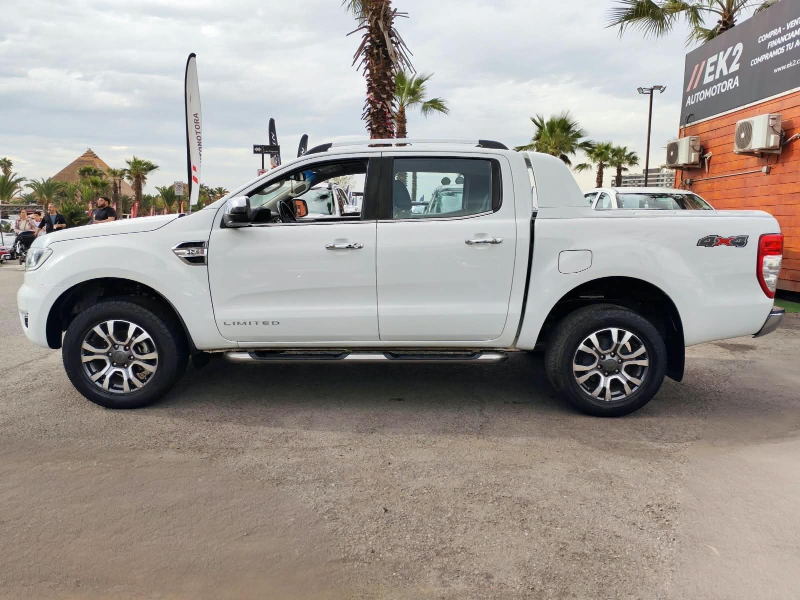 Ford Ranger 3.2 Ltd — foto 3 de 17