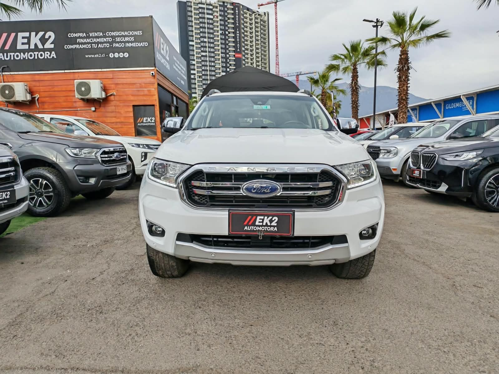 Ford Ranger 3.2 Ltd — foto 9 de 17