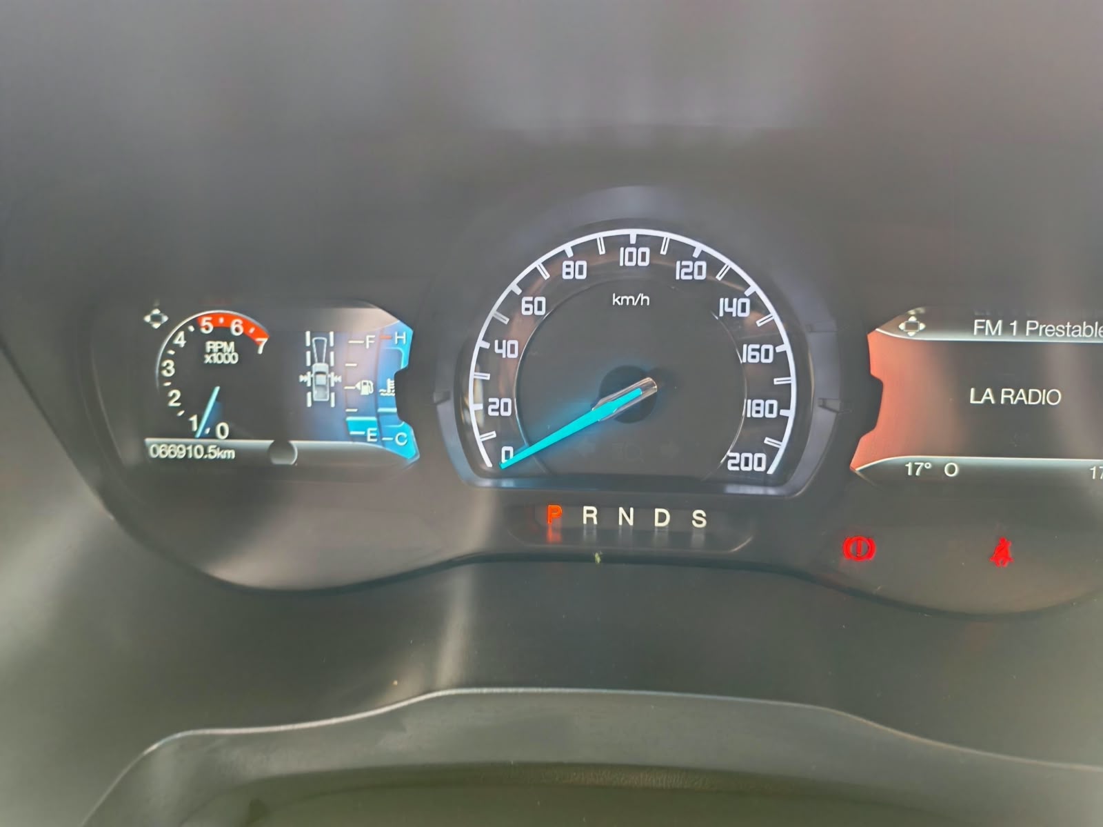 Ford Ranger 3.2 Ltd — foto 16 de 17