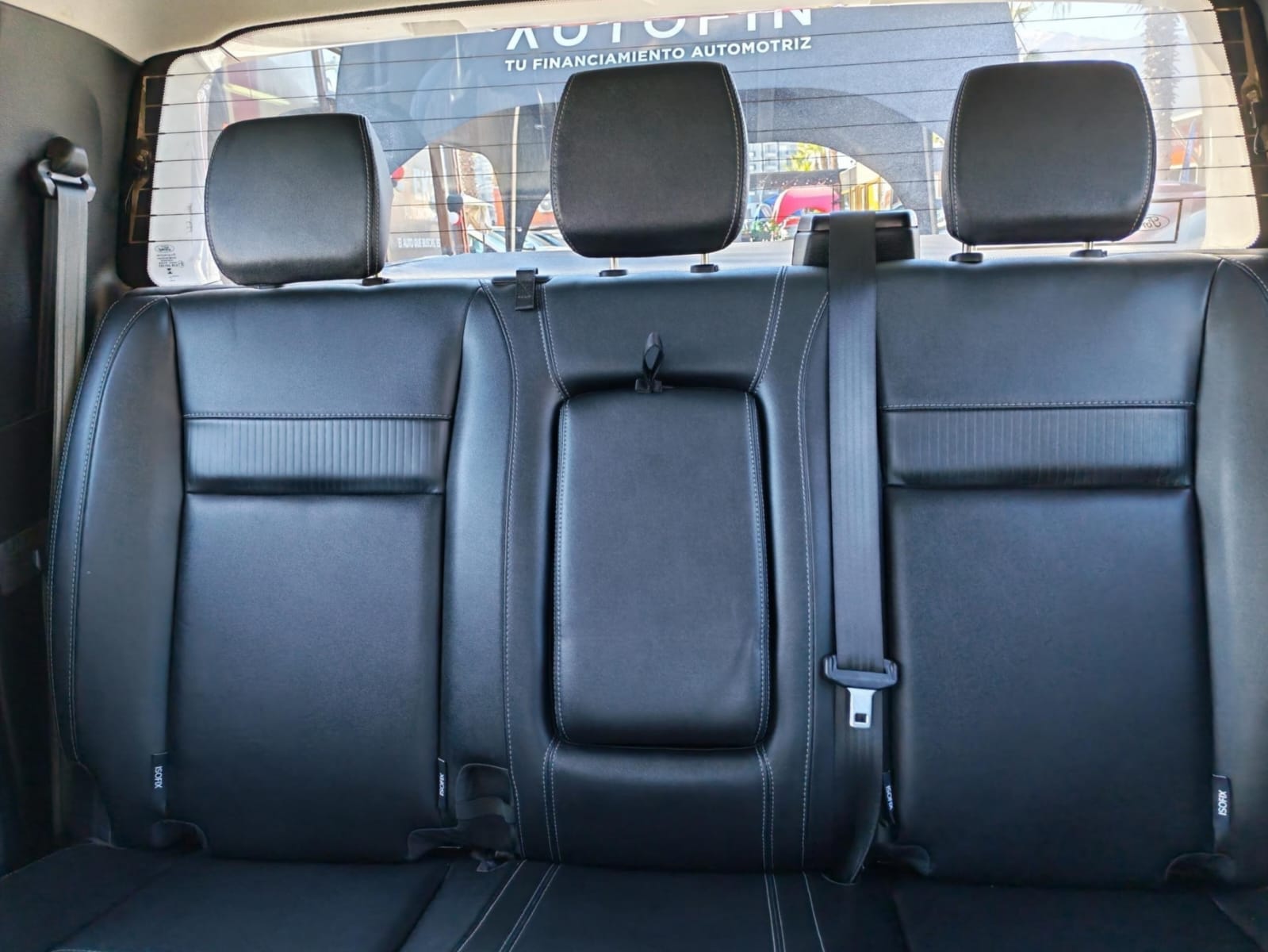 Ford Ranger — foto 14 de 24