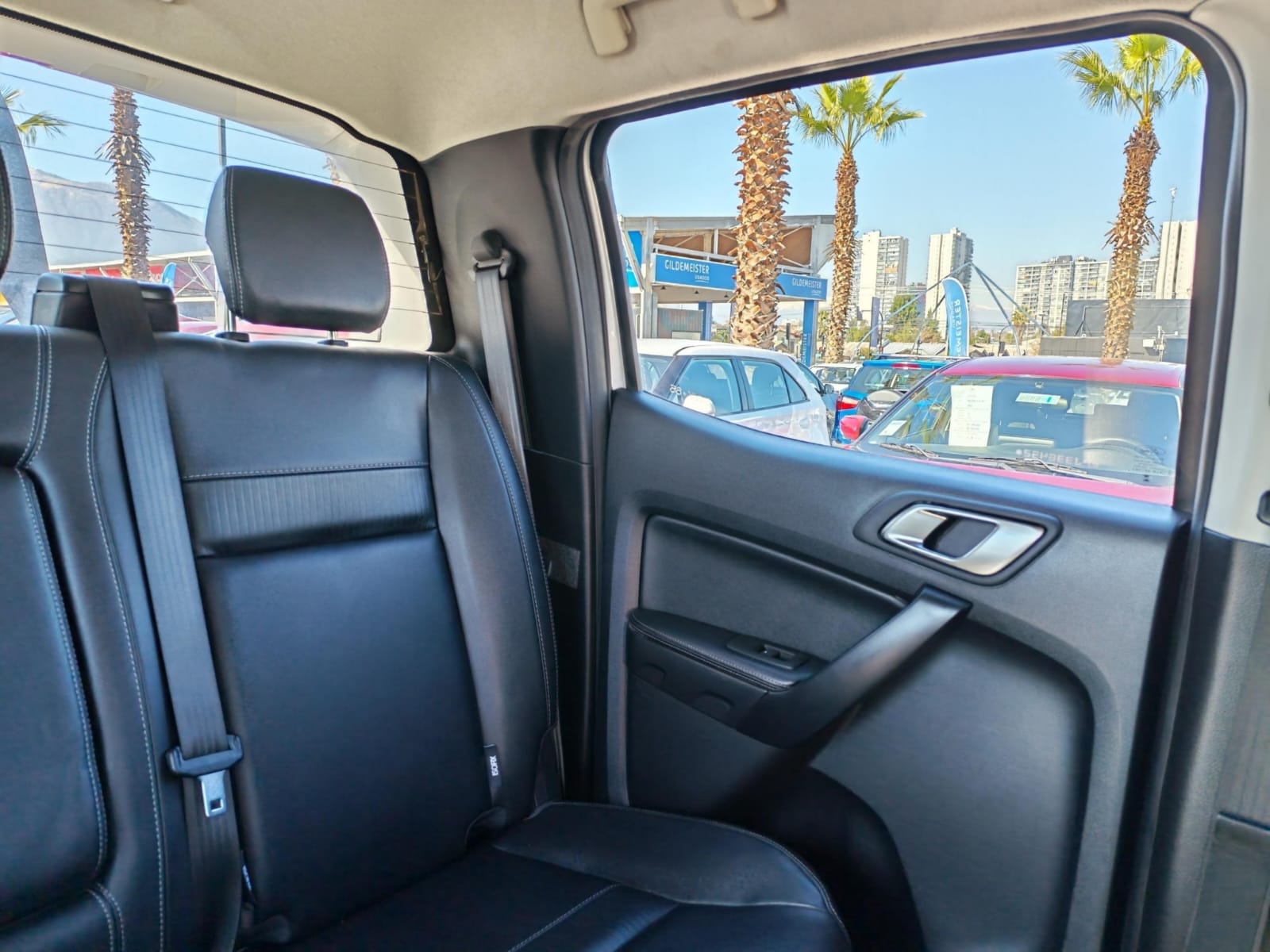Ford Ranger — foto 15 de 24