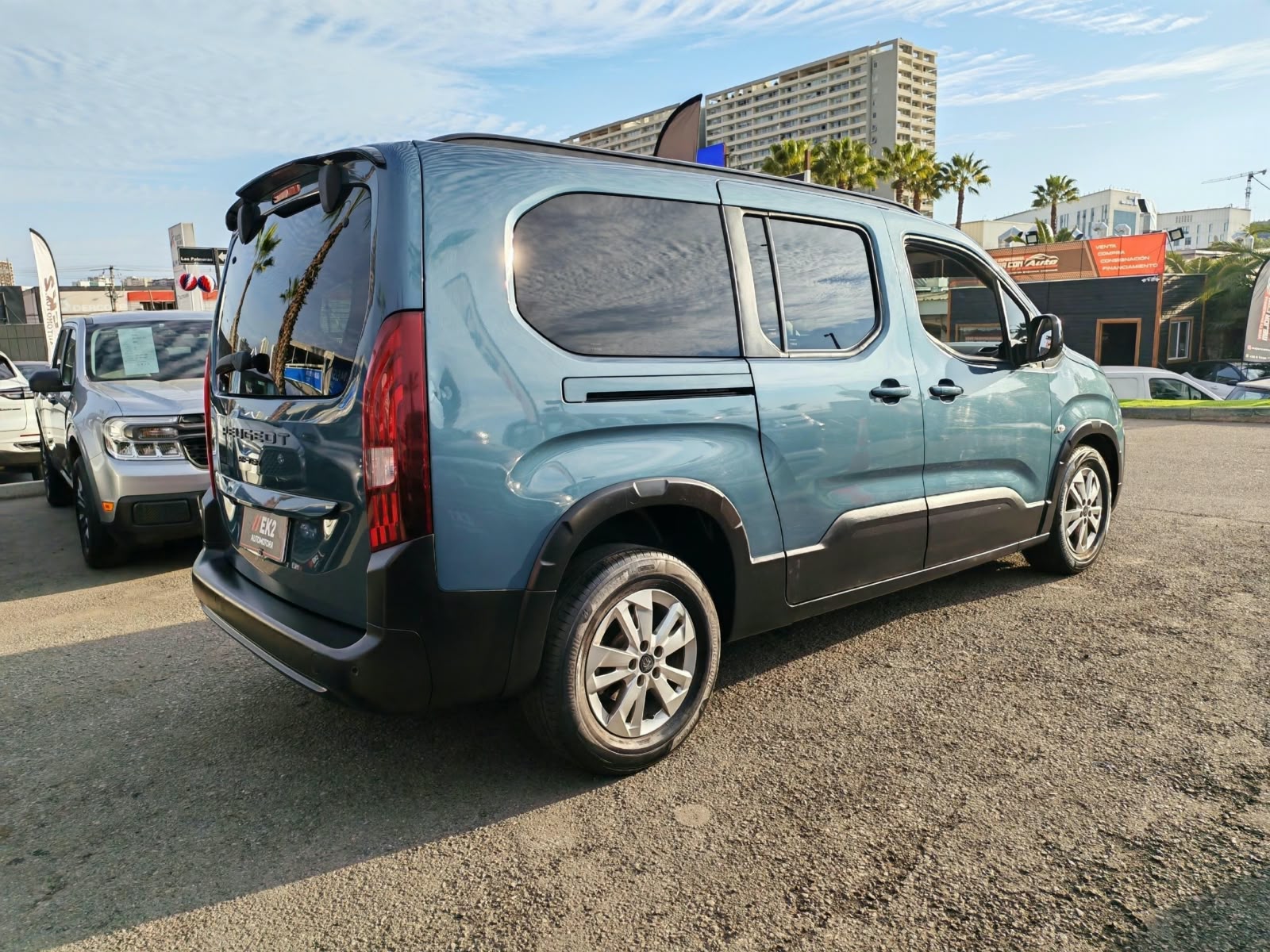 Peugeot Rifter — foto 8 de 23