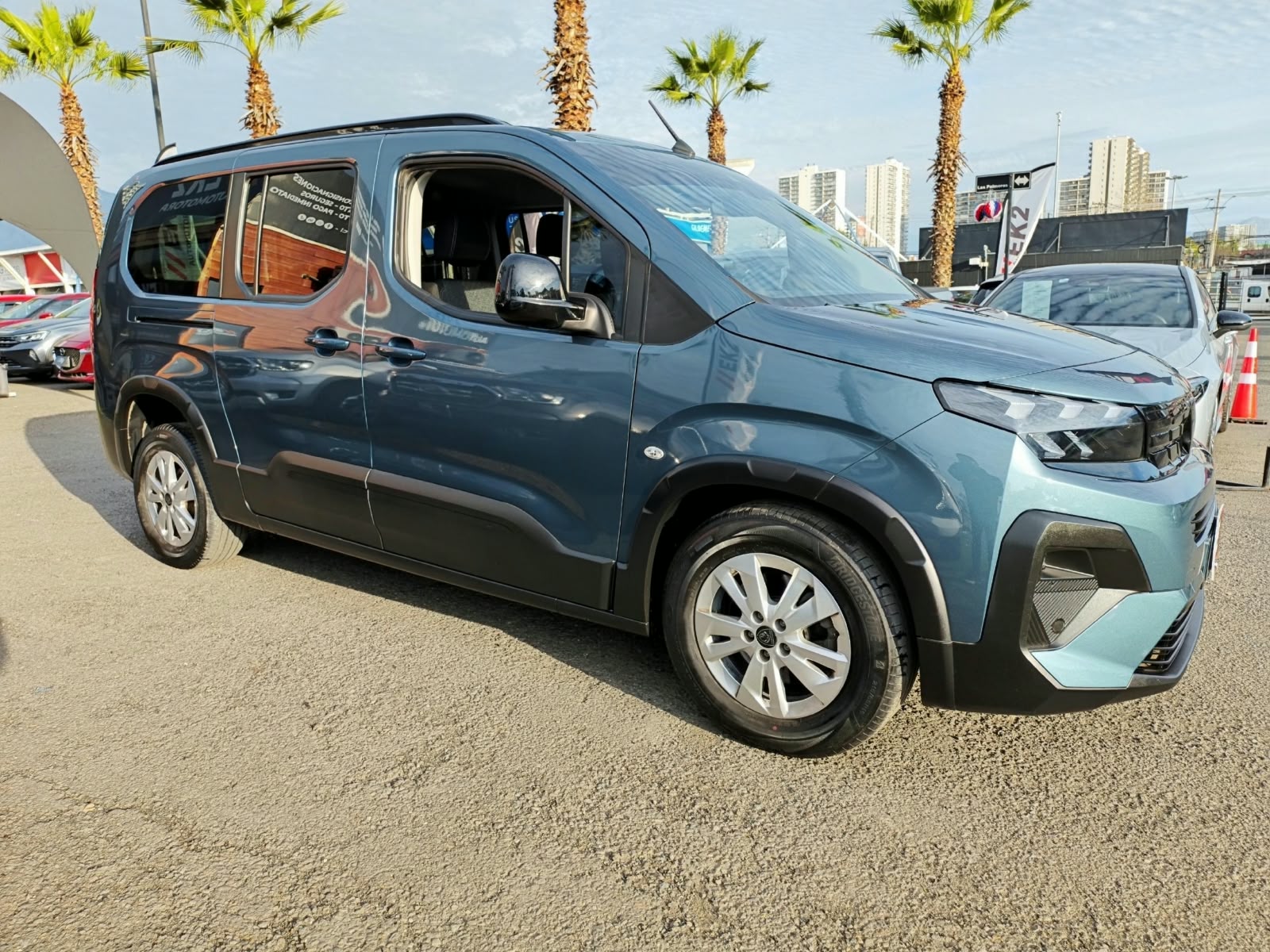 Peugeot Rifter — foto 10 de 23