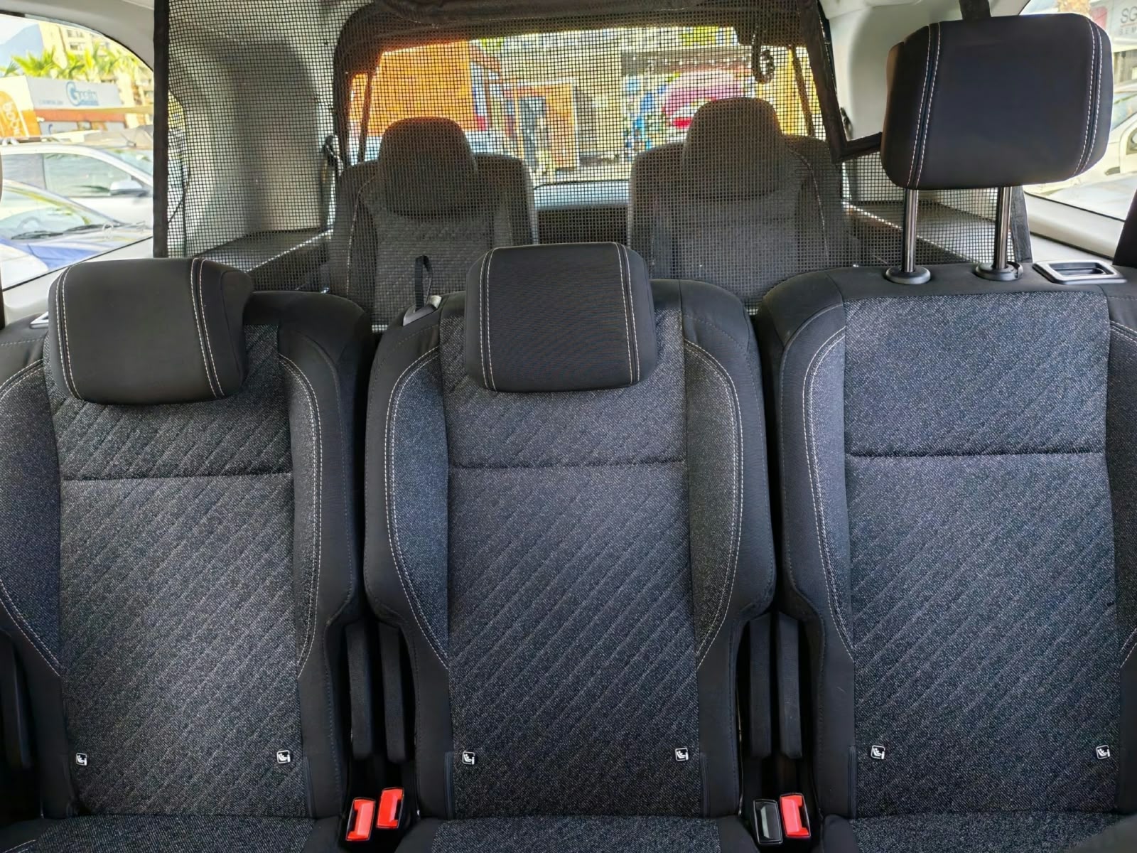 Peugeot Rifter — foto 15 de 23