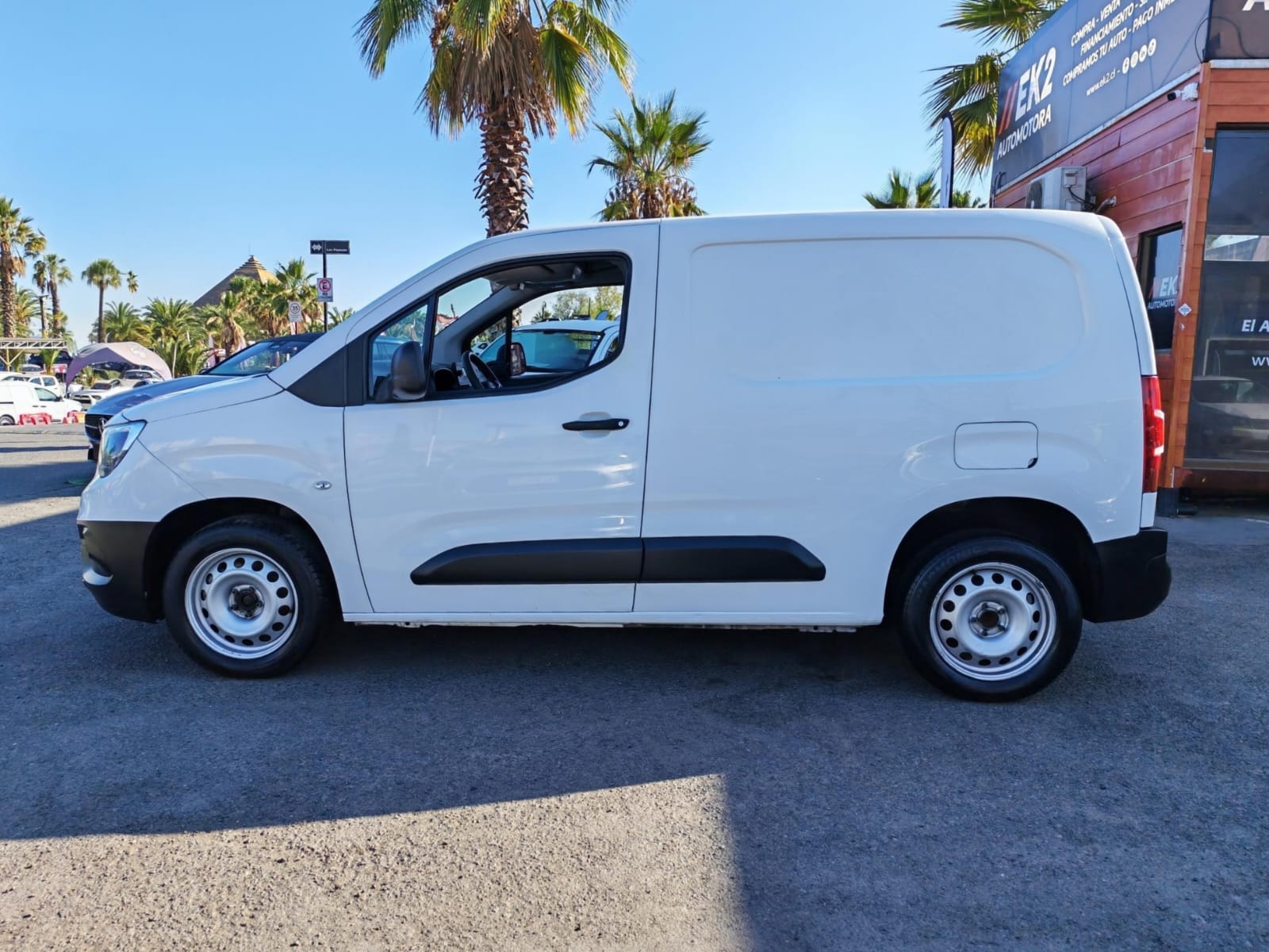 Opel Combo — foto 3 de 18
