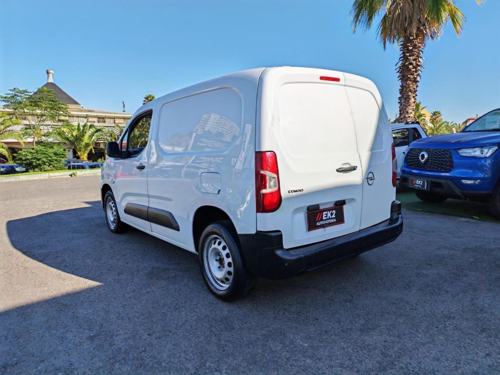 Opel Combo — foto 5 de 18