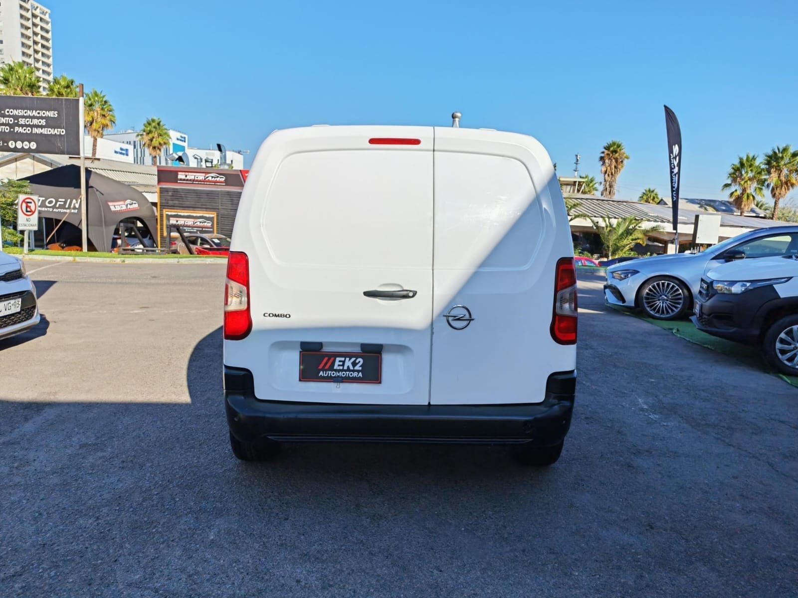 Opel Combo — foto 6 de 18