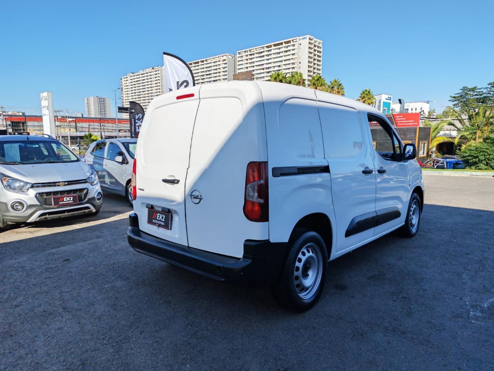 Opel Combo — foto 7 de 18