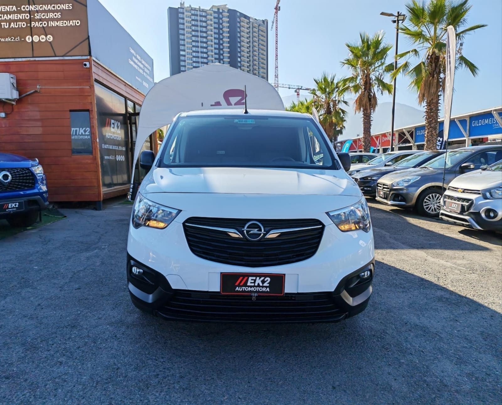 Opel Combo — foto 12 de 18