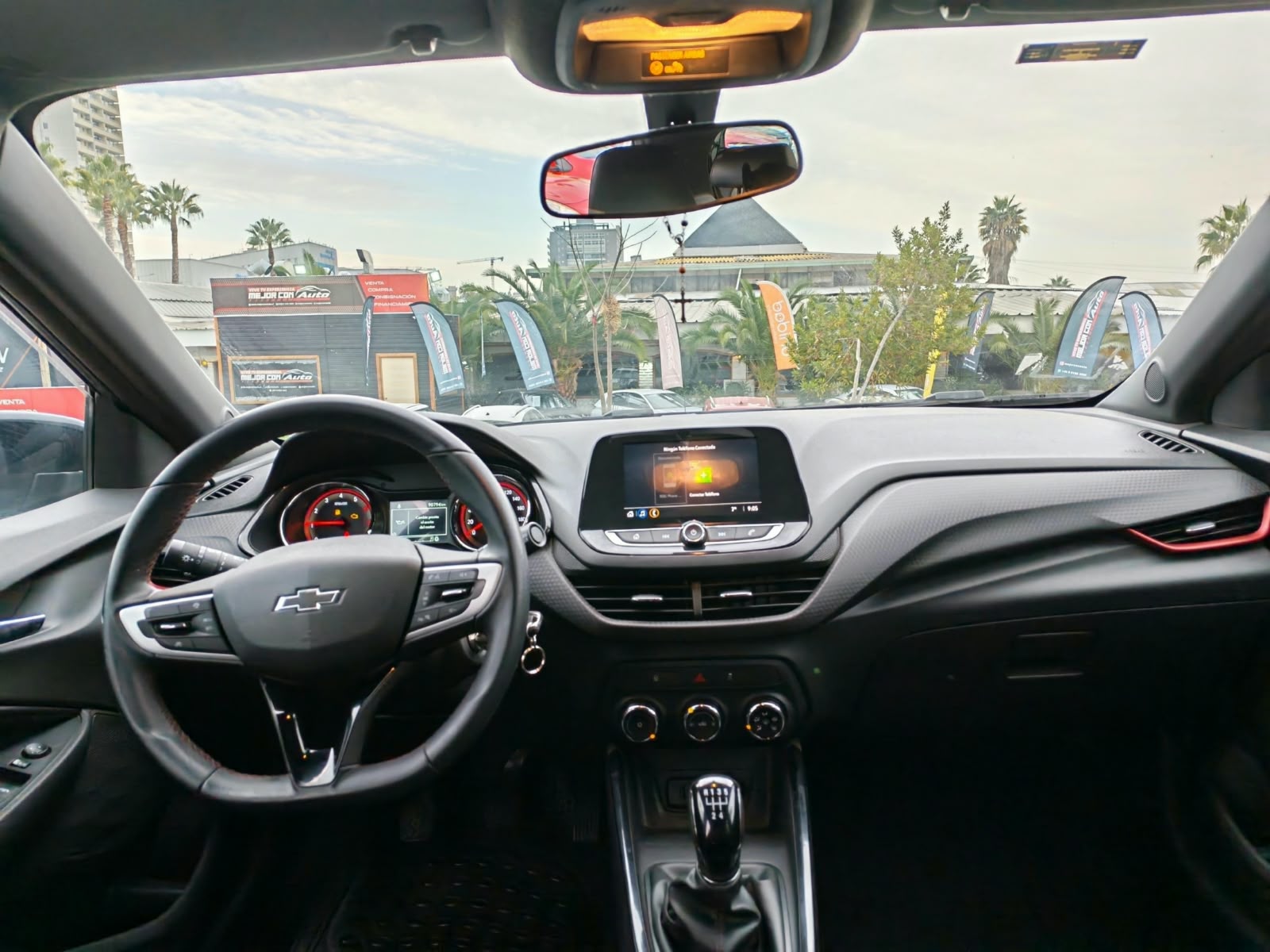 Chevrolet Onix — foto 17 de 27