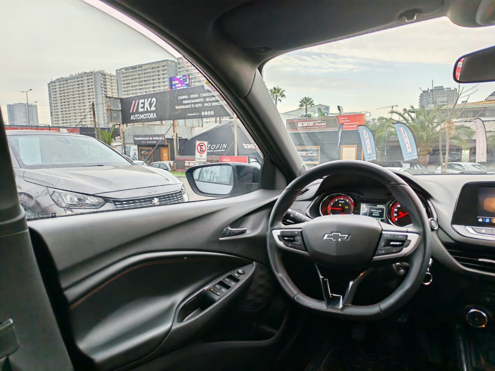Chevrolet Onix — foto 18 de 27