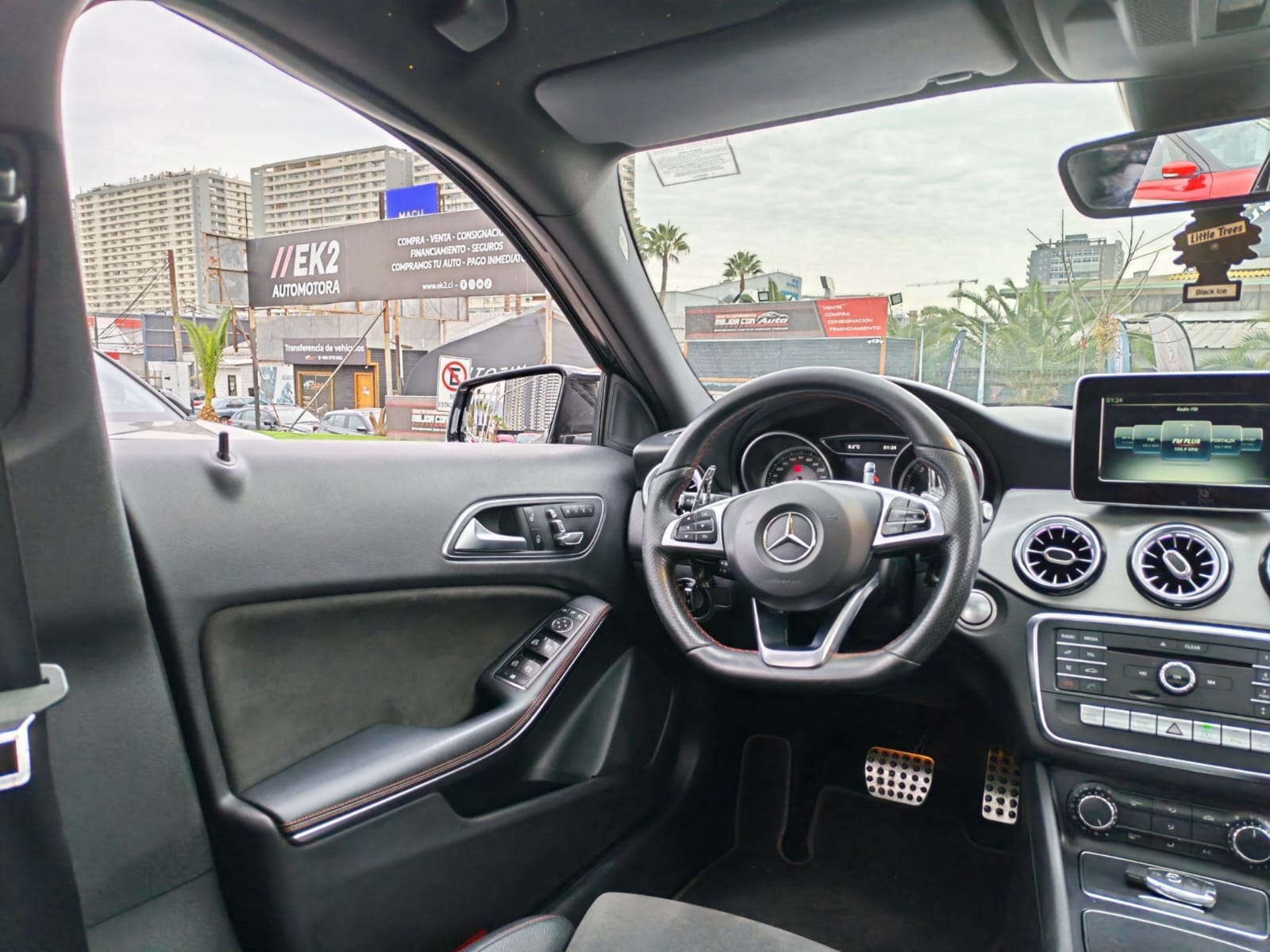 Mercedes-Benz Gla — foto 19 de 26