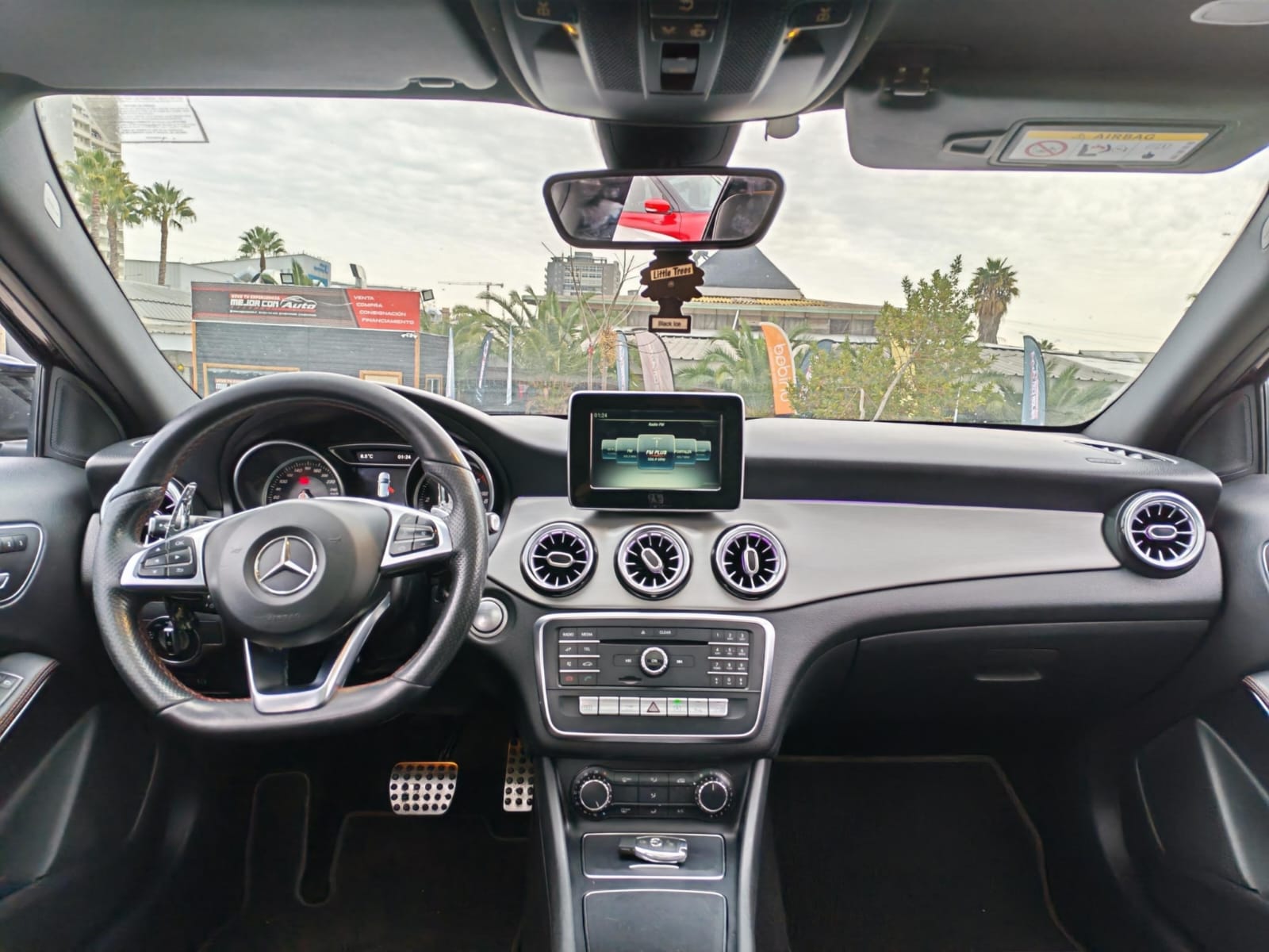 Mercedes-Benz Gla — foto 20 de 26