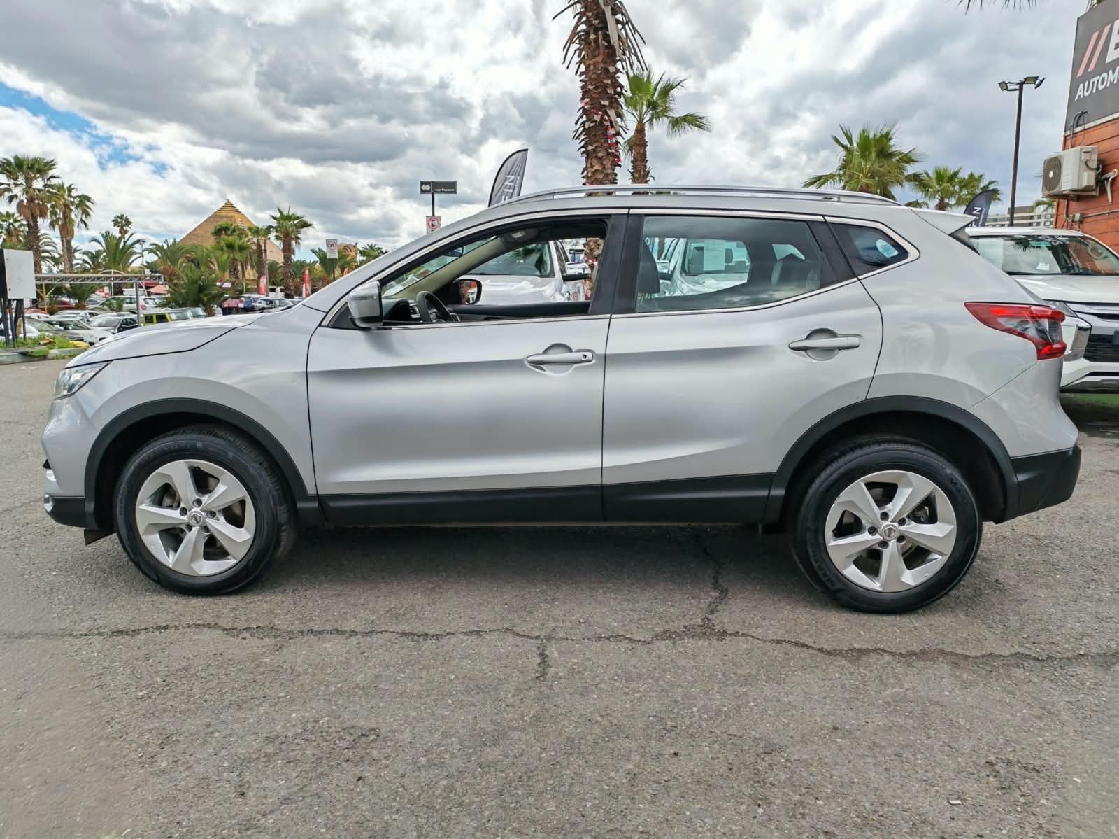 Nissan Qashqai — foto 3 de 15