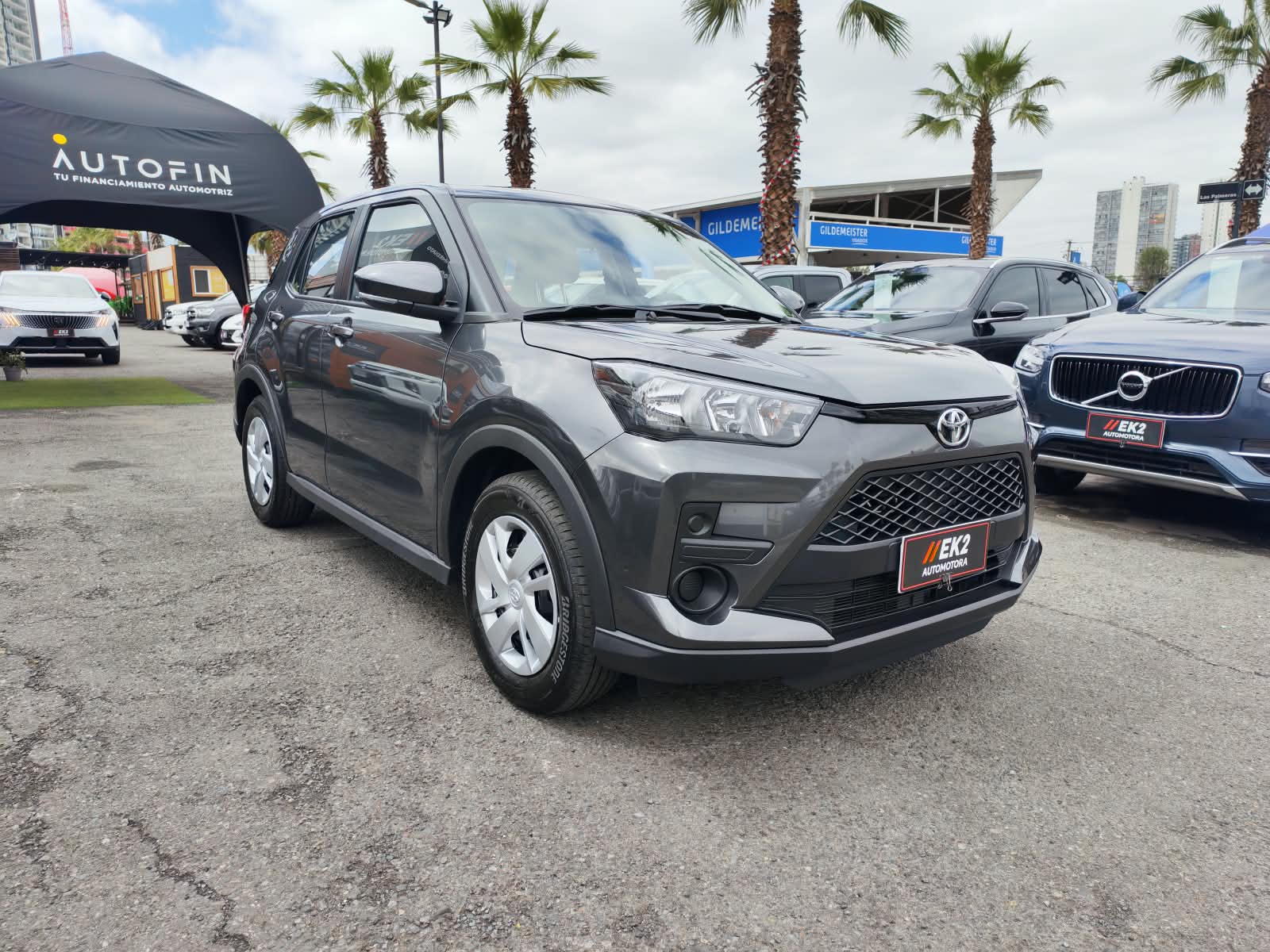 Toyota Raize — foto 8 de 15