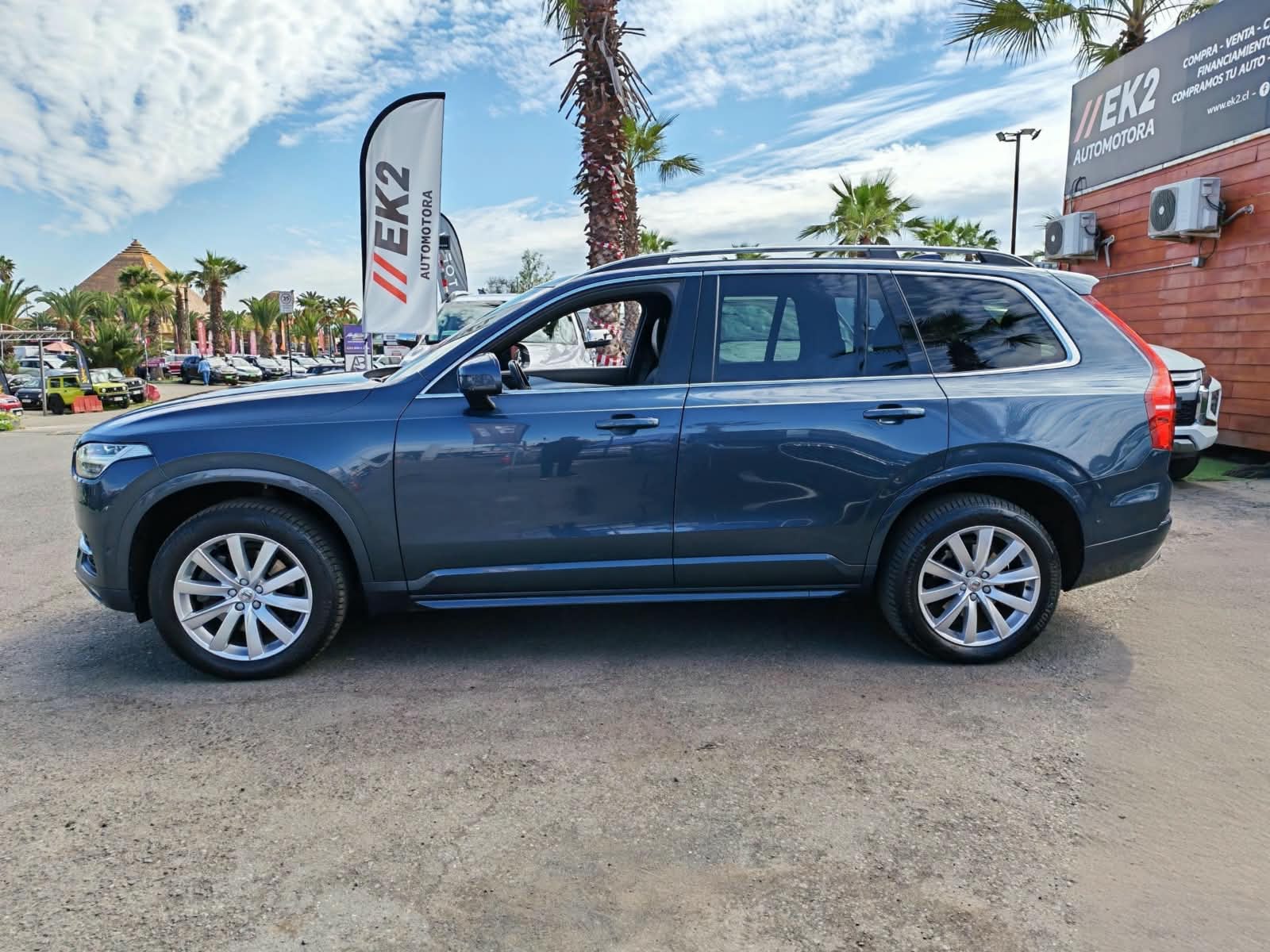Volvo XC90 — foto 3 de 21