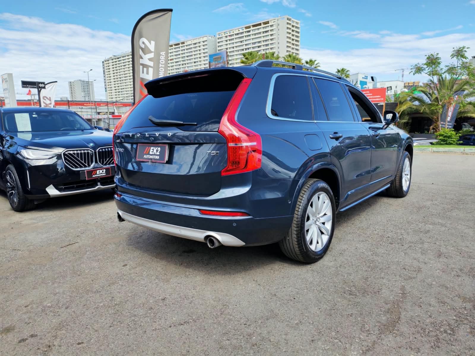 Volvo XC90 — foto 6 de 21
