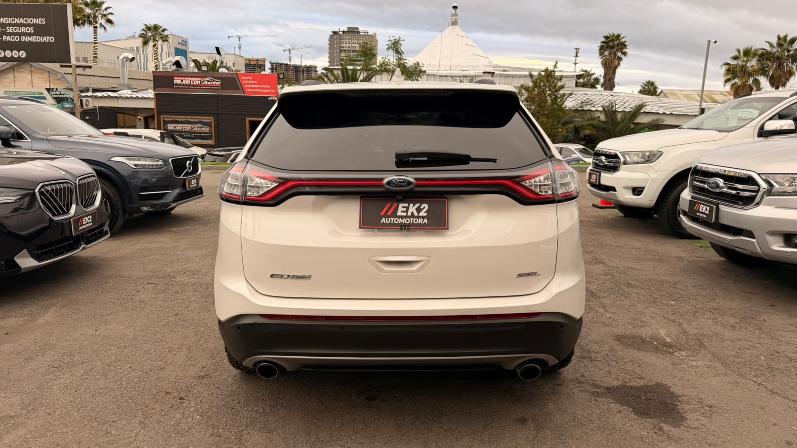 Ford Edge — foto 4 de 15