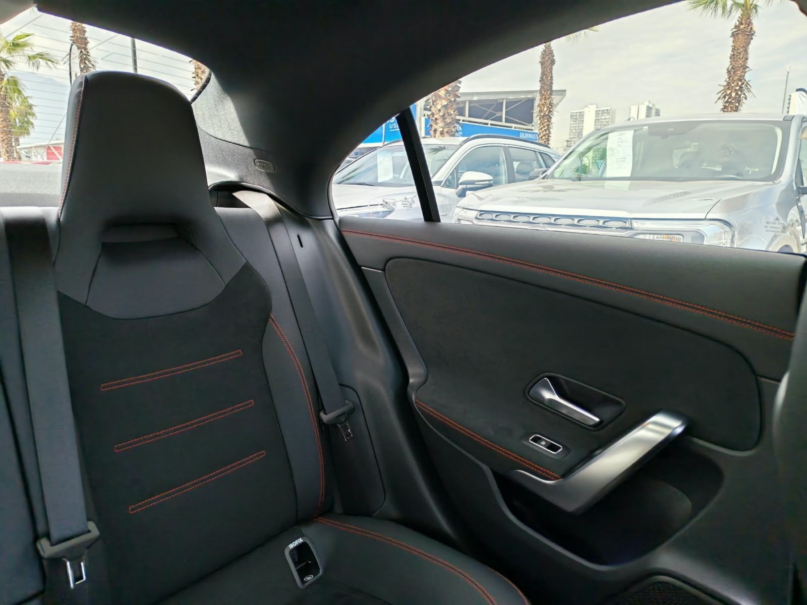 Mercedes-Benz Cla200 — foto 15 de 26