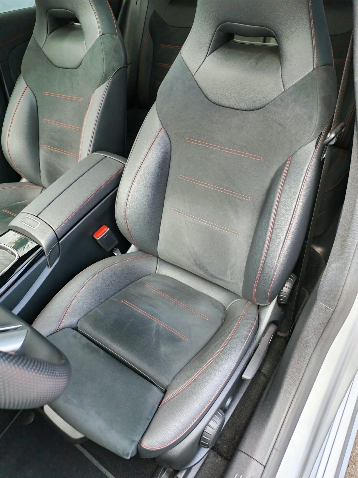Mercedes-Benz Cla200 — foto 26 de 26