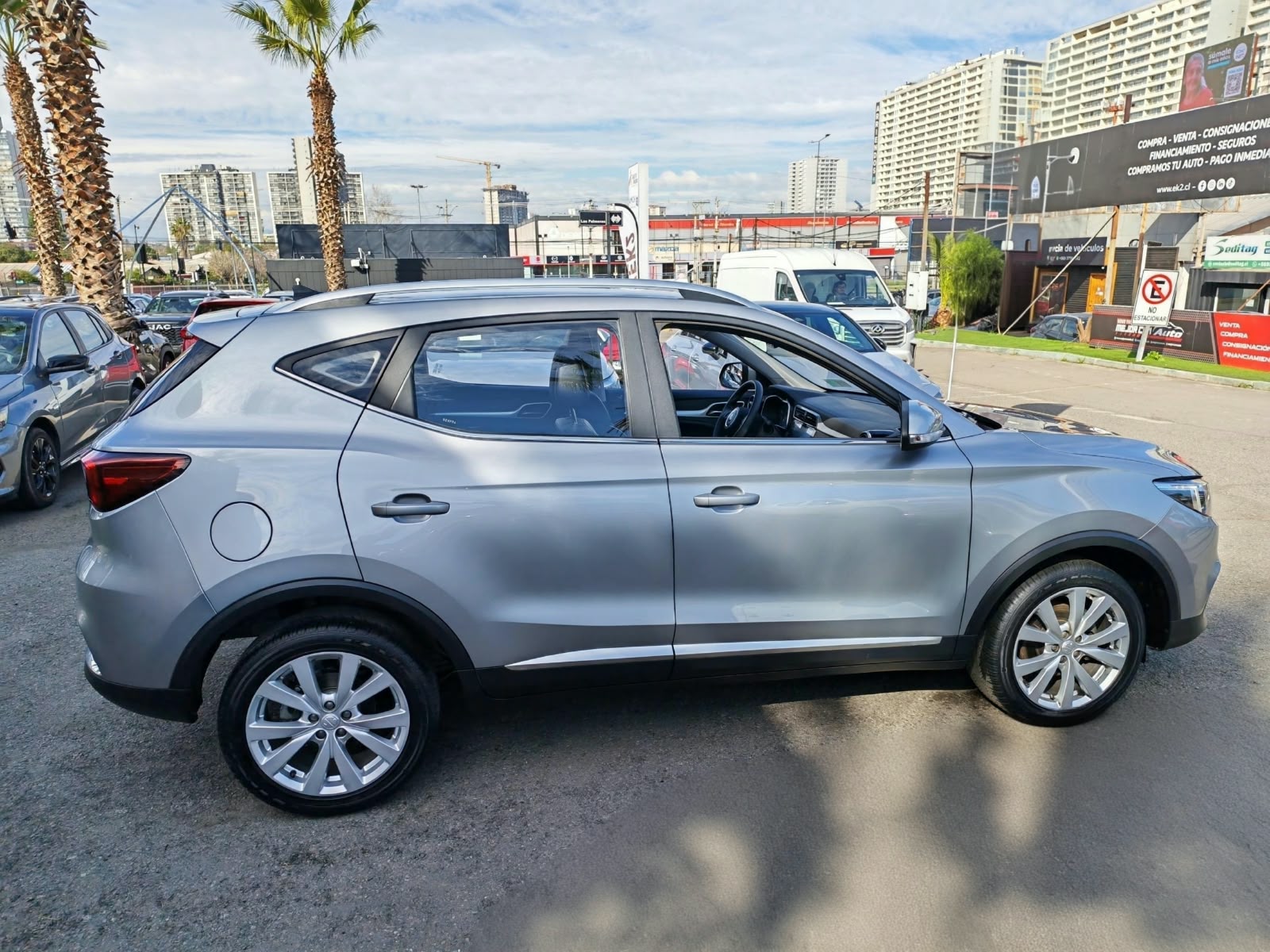 MG Zs1.5L At Std — foto 9 de 20