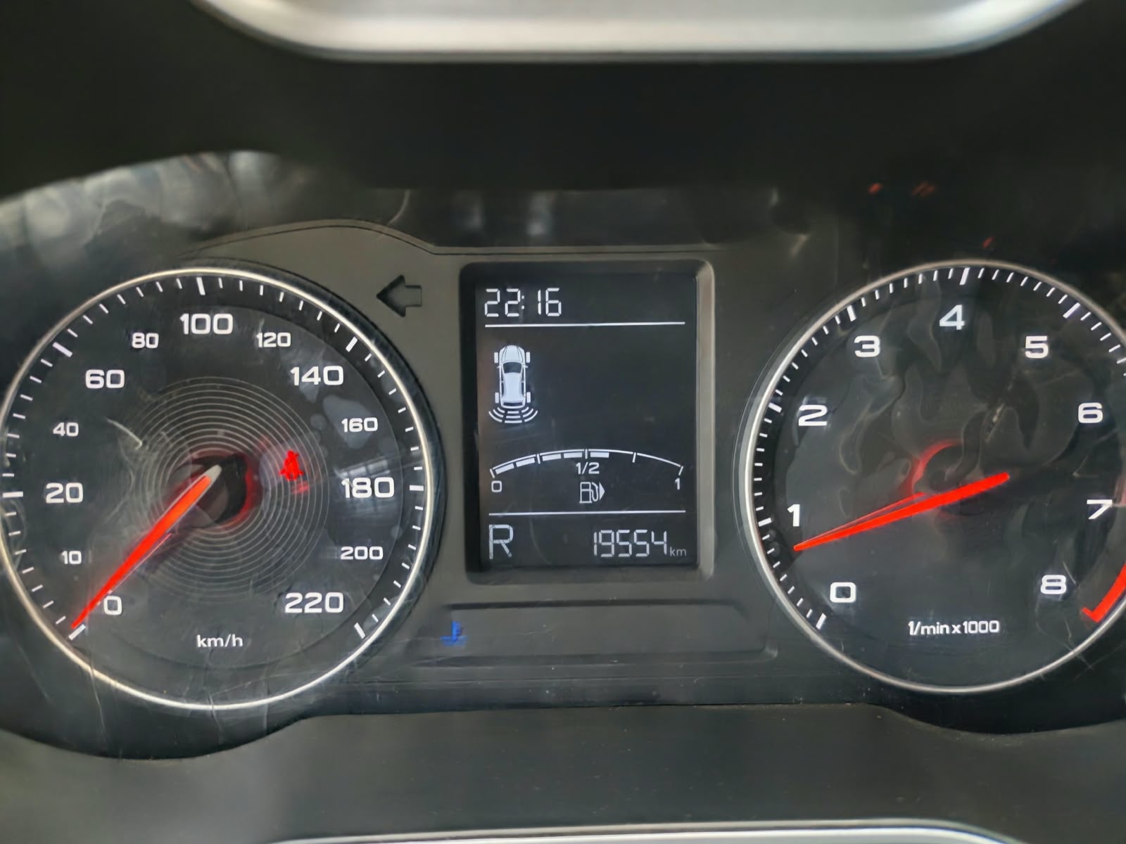 MG Zs1.5L At Std — foto 20 de 20