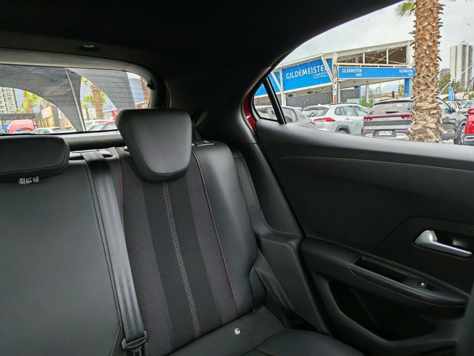Opel Mokka — foto 15 de 22