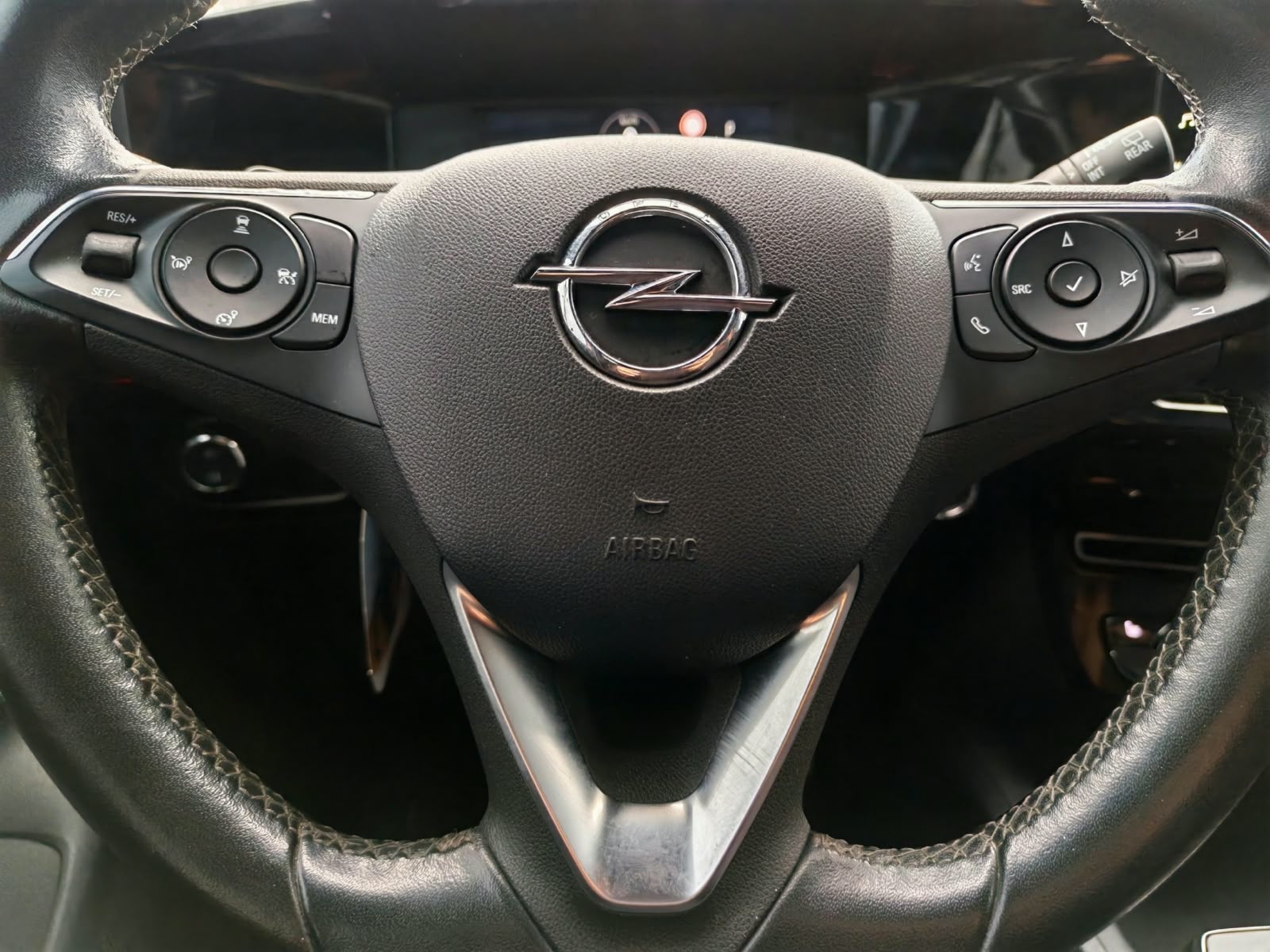 Opel Mokka — foto 19 de 22