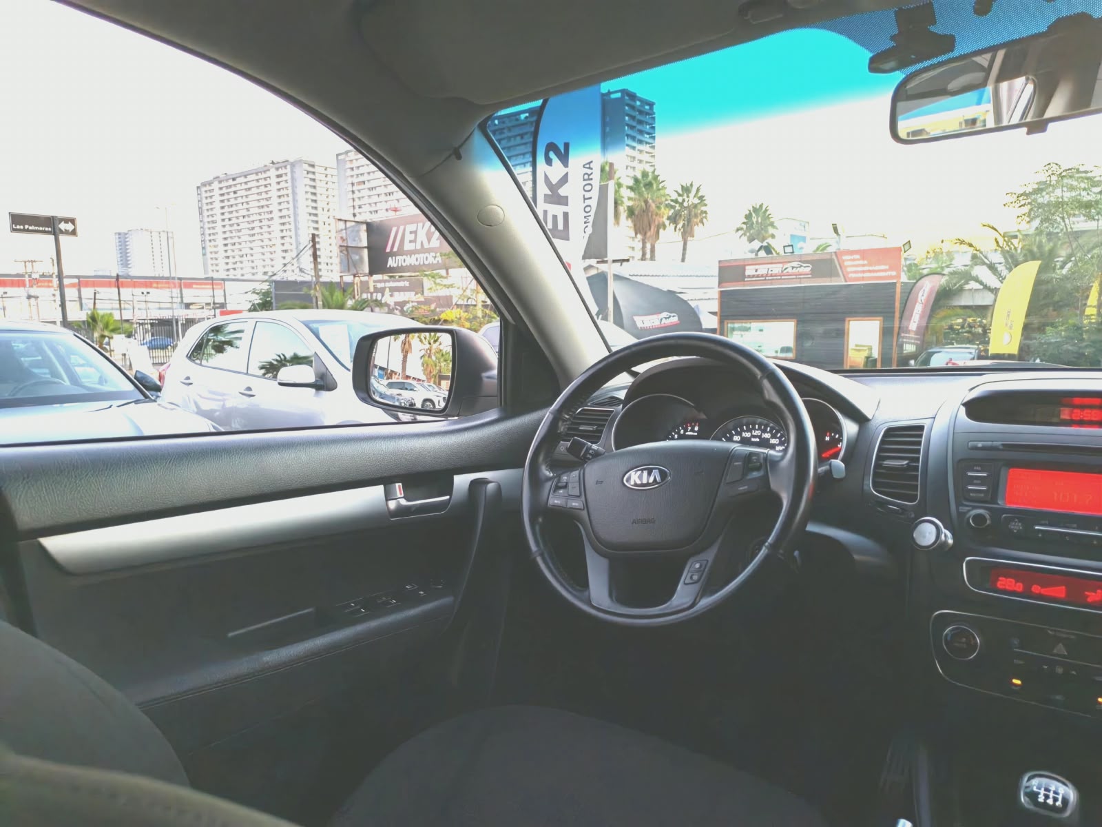 KIA Sorento — foto 15 de 26
