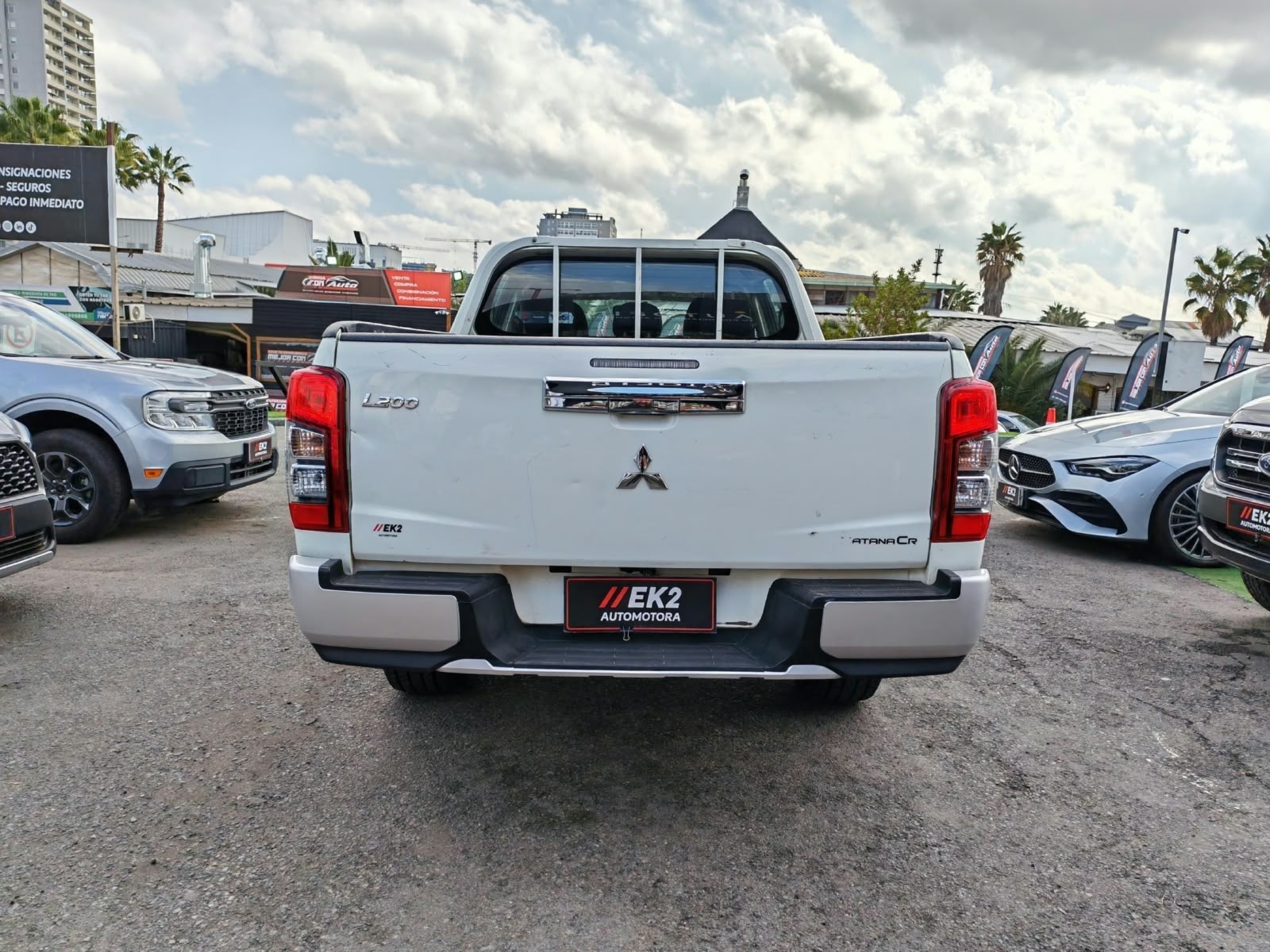 Mitsubishi L200 — foto 6 de 21