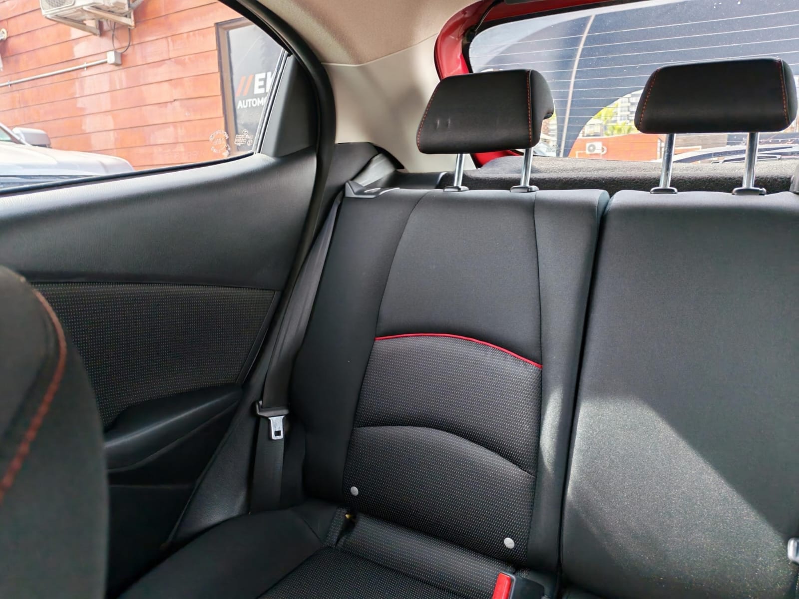 Mazda New2 Sport Hb1.5 Aut — foto 14 de 22