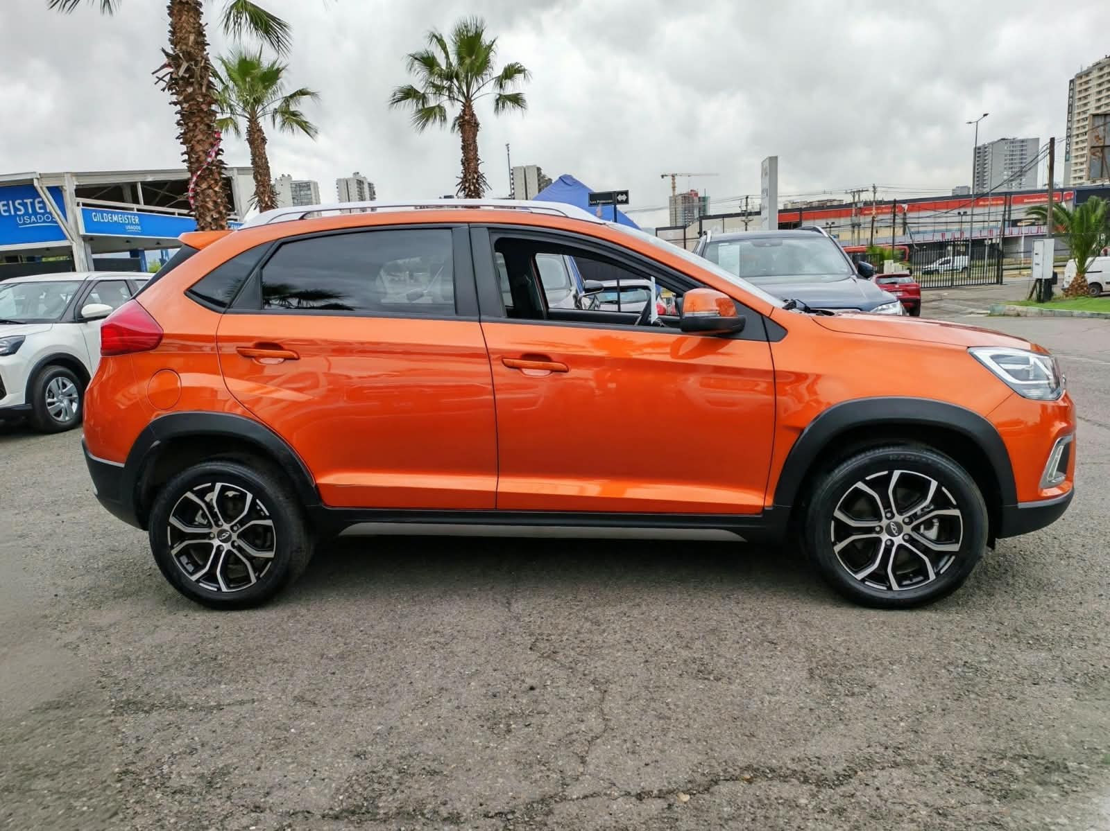 Chery Tiggo 2 — foto 7 de 16